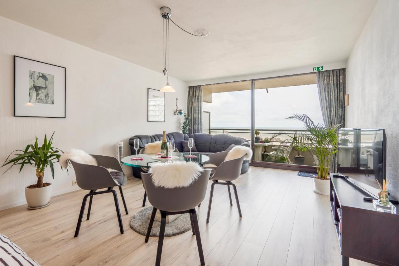 Luxueuze Vakantiestudio Met Zeezicht En Terras In Oostende Εξωτερικό φωτογραφία