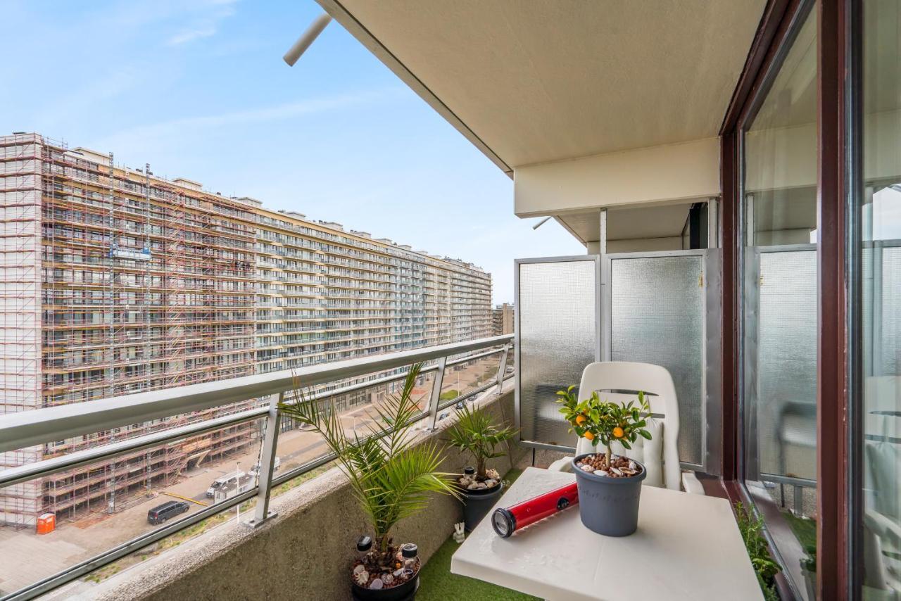 Luxueuze Vakantiestudio Met Zeezicht En Terras In Oostende Εξωτερικό φωτογραφία